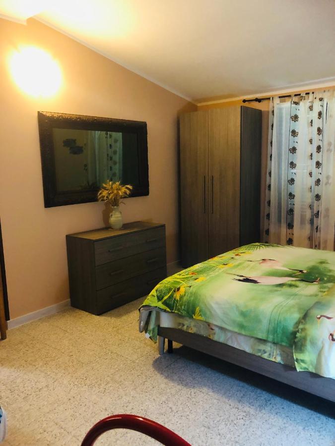Agriturismo Pianezze Villa Grotte di Castro Luaran gambar